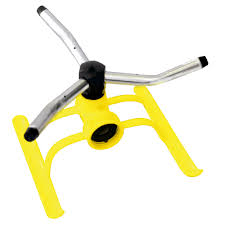 [130347] Aspersor metálico giratorio 3 brazos con base metálica estacionaria